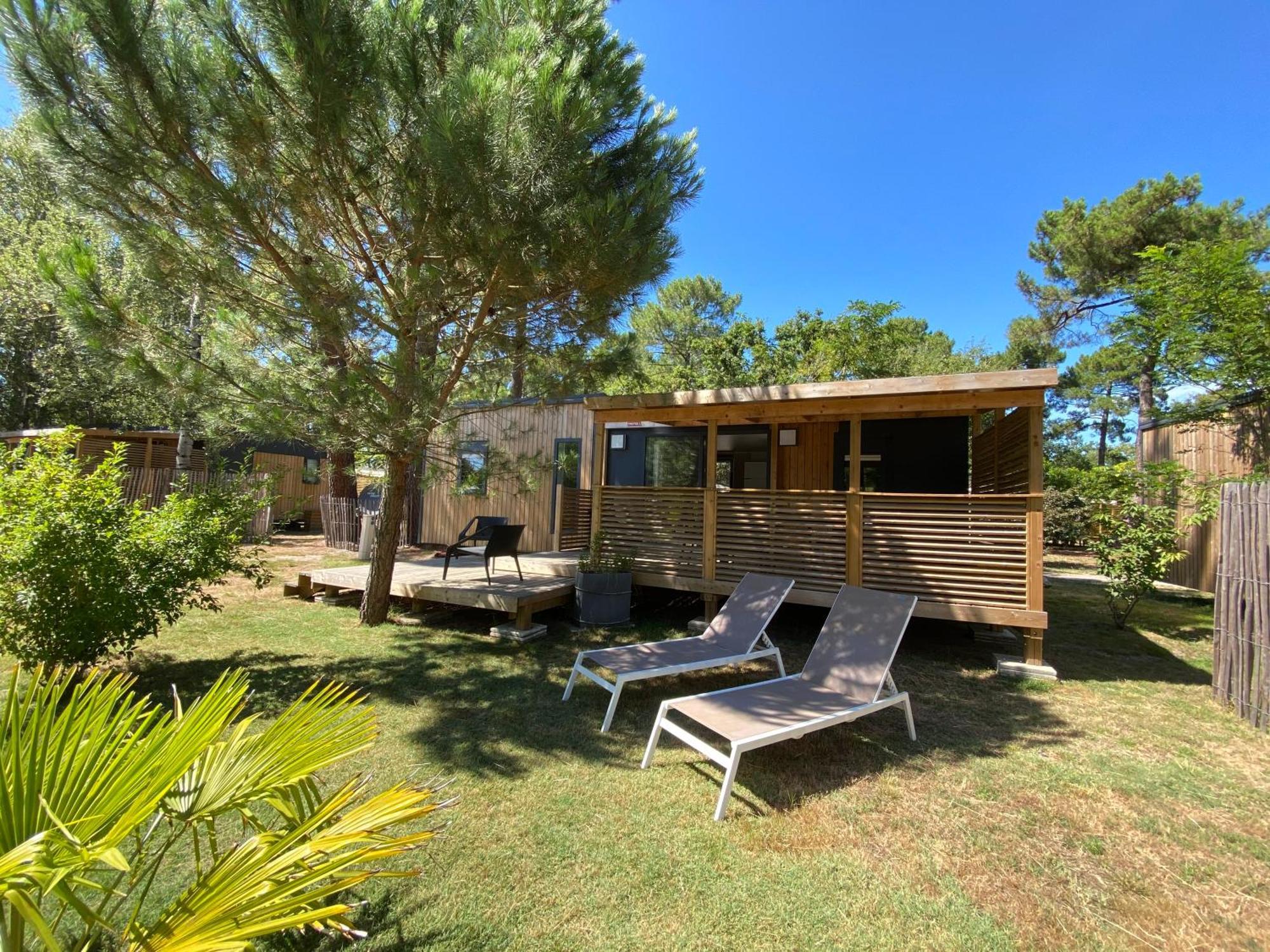 Camping Les Ourmes Hourtin Exteriör bild