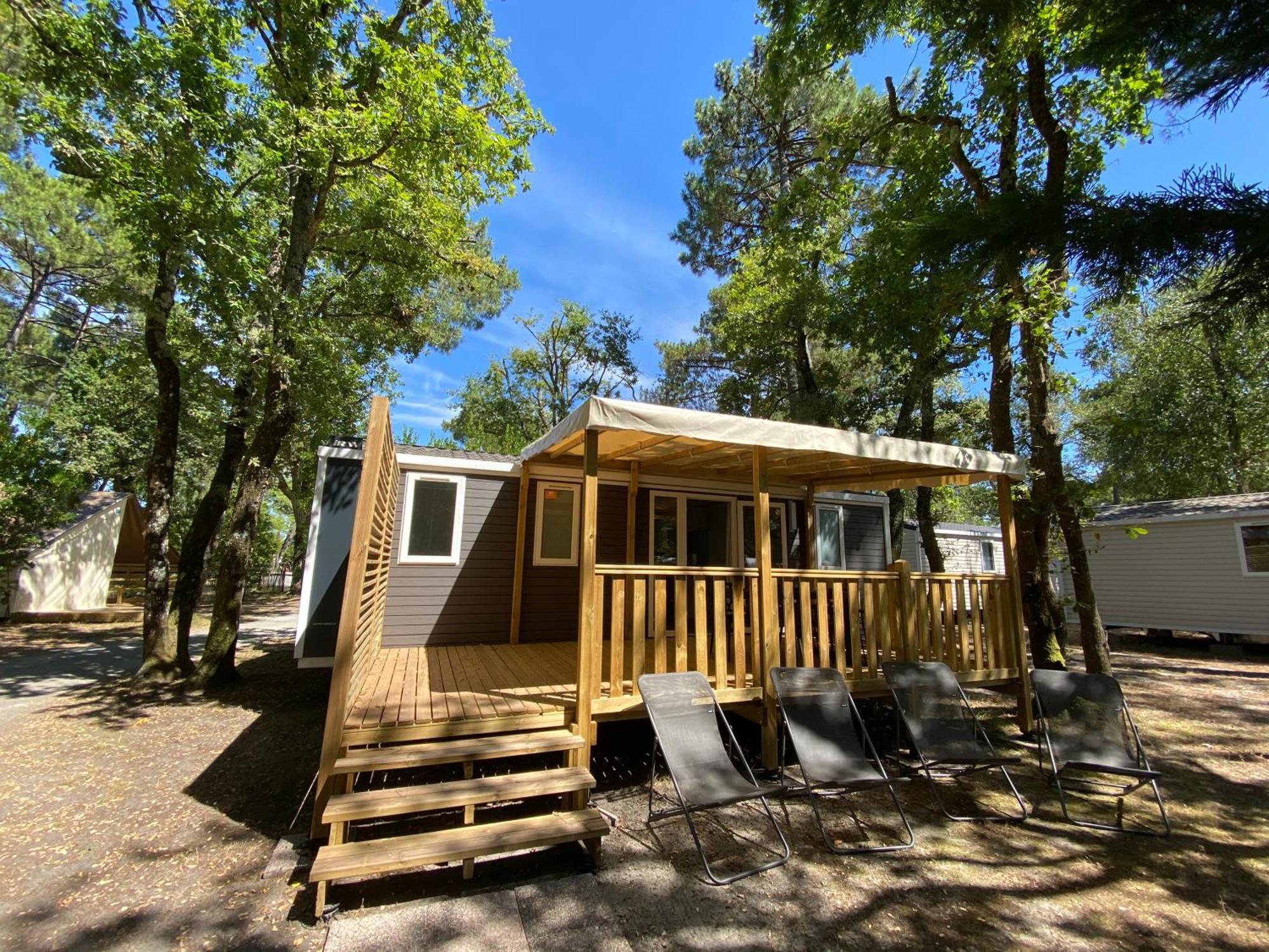 Camping Les Ourmes Hourtin Exteriör bild